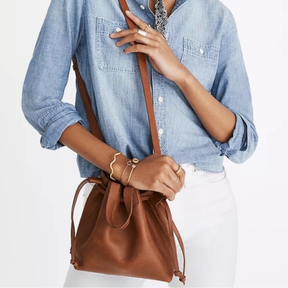Madewell • The Small Drawstring Transport Crossbody